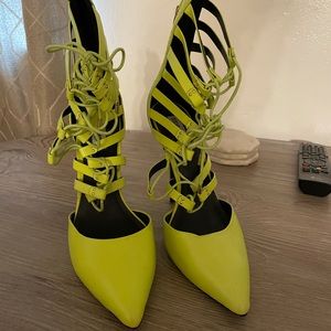 Steve Madden heals!!